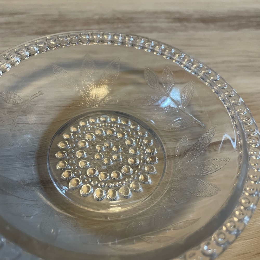 Small Glass Dish/Catchall - Picture 2 of 5
